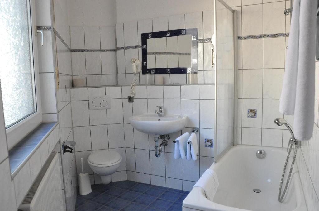 Hotel Rheinstein Ruedesheim am Rhein Phòng bức ảnh