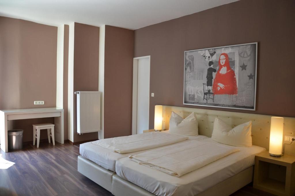 Hotel Rheinstein Ruedesheim am Rhein Ngoại thất bức ảnh