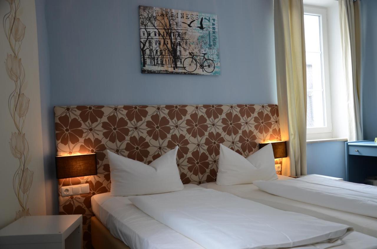 Hotel Rheinstein Ruedesheim am Rhein Ngoại thất bức ảnh